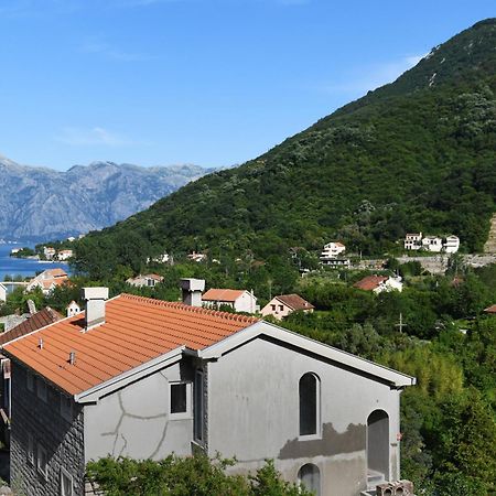 Apartamento Stone House Morinj Kotor Exterior foto
