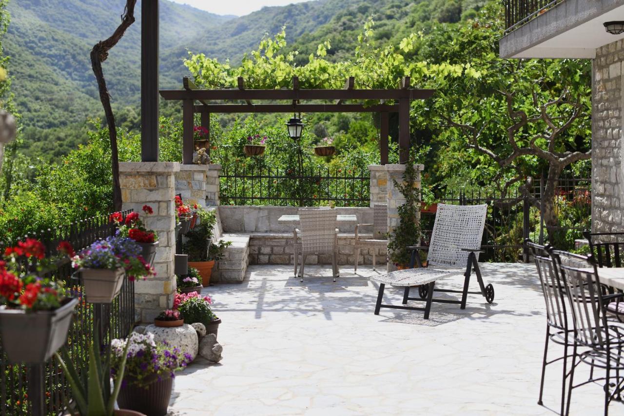 Apartamento Stone House Morinj Kotor Exterior foto