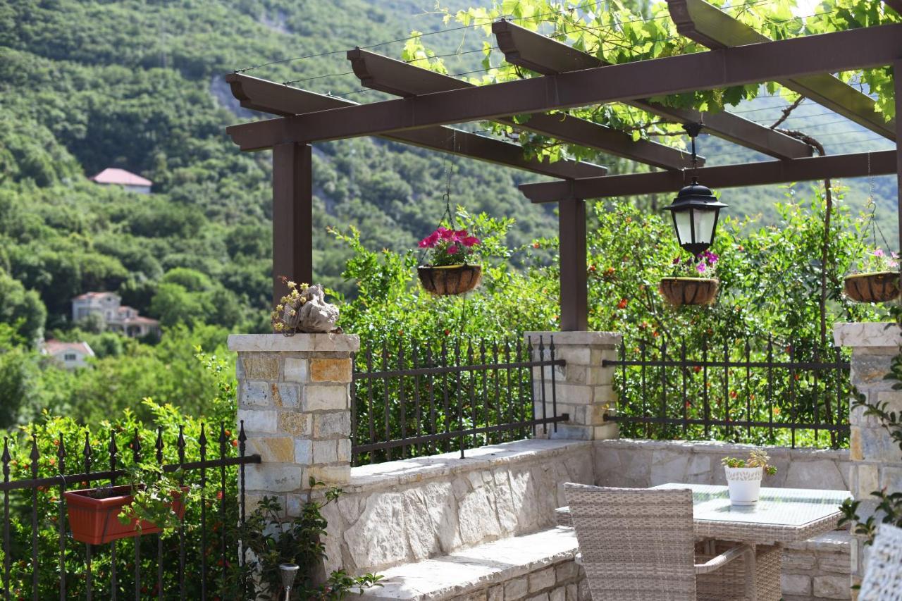 Apartamento Stone House Morinj Kotor Exterior foto
