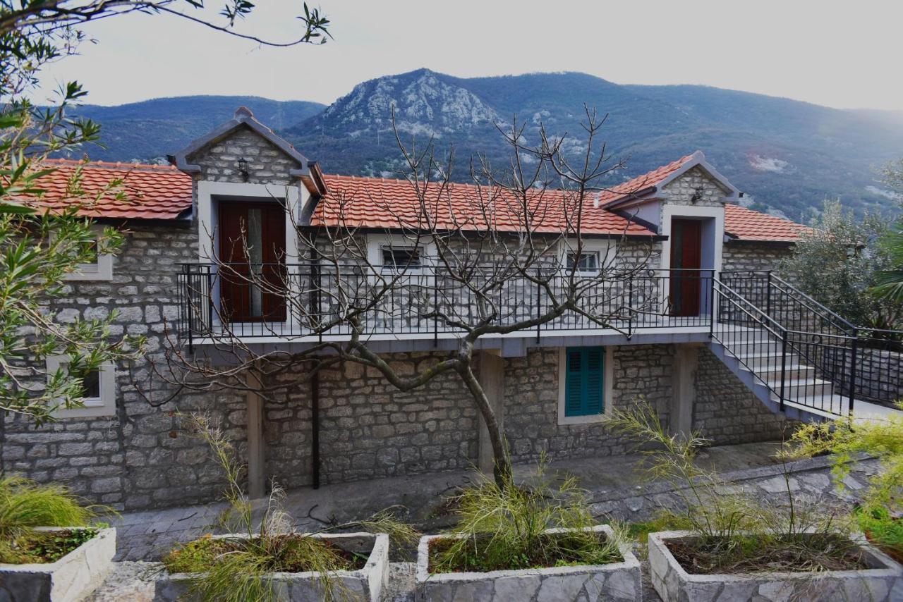 Apartamento Stone House Morinj Kotor Exterior foto
