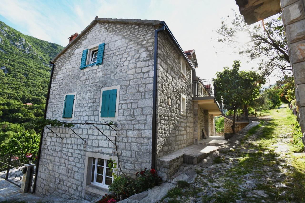 Apartamento Stone House Morinj Kotor Exterior foto