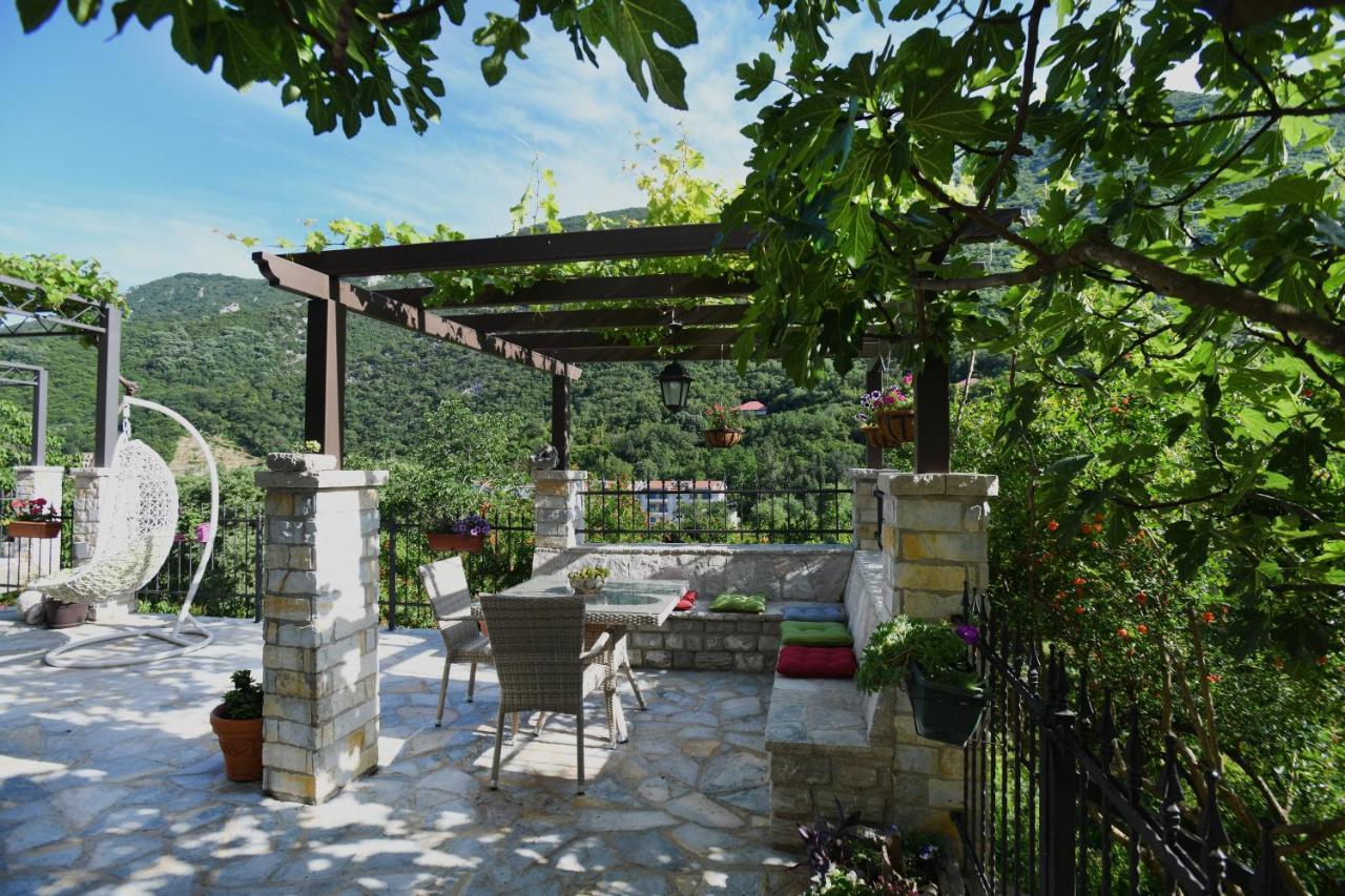 Apartamento Stone House Morinj Kotor Exterior foto